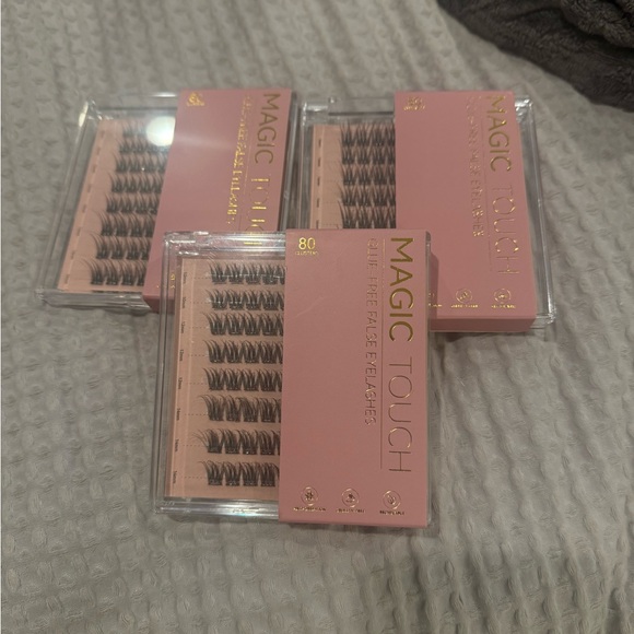 Magic Touch Glue Free False Eyelashes Set